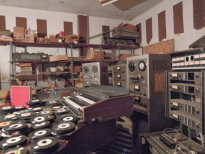 wardens_Randy's studio 17_Kingston_Jamaica_recording studio2